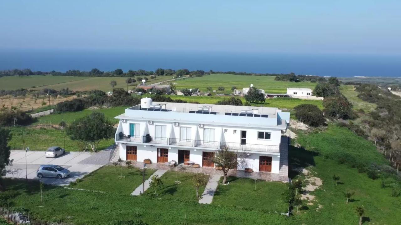 Karpaz Sunset Hotel Rizokarpaso Exterior foto
